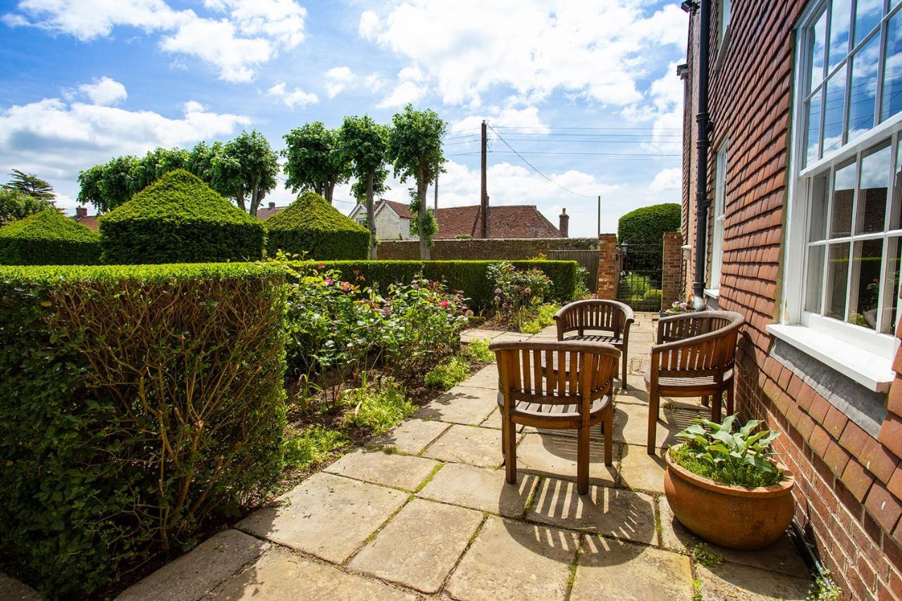 Boreham House Herstmonceux Экстерьер фото