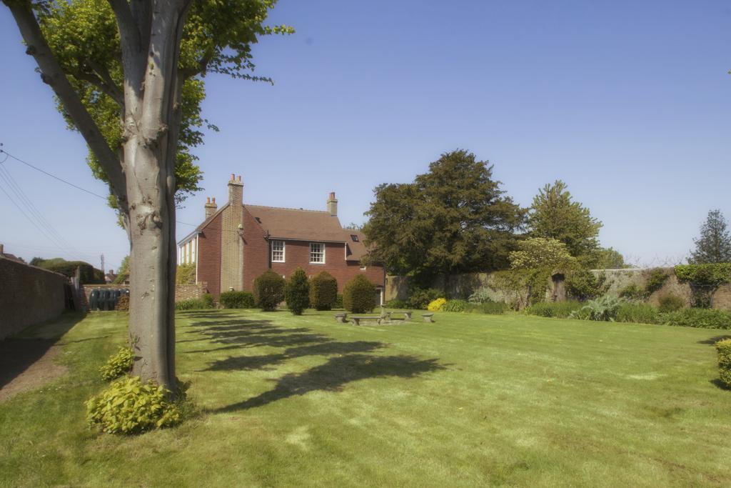 Boreham House Herstmonceux Экстерьер фото